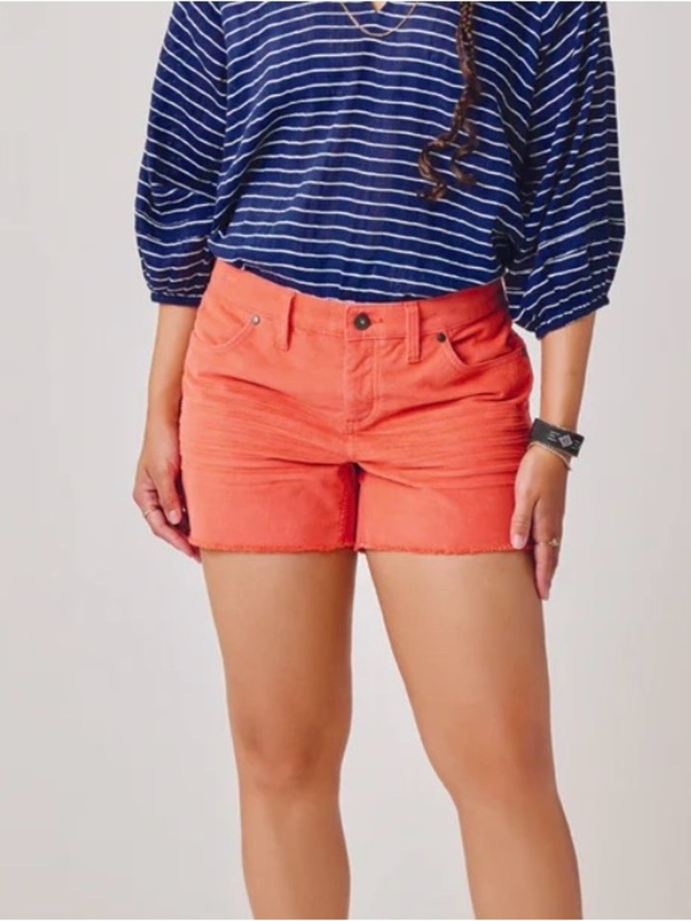 Carve Designs Women’s Size 10 Coral Corduroy Shorts Raw Hem